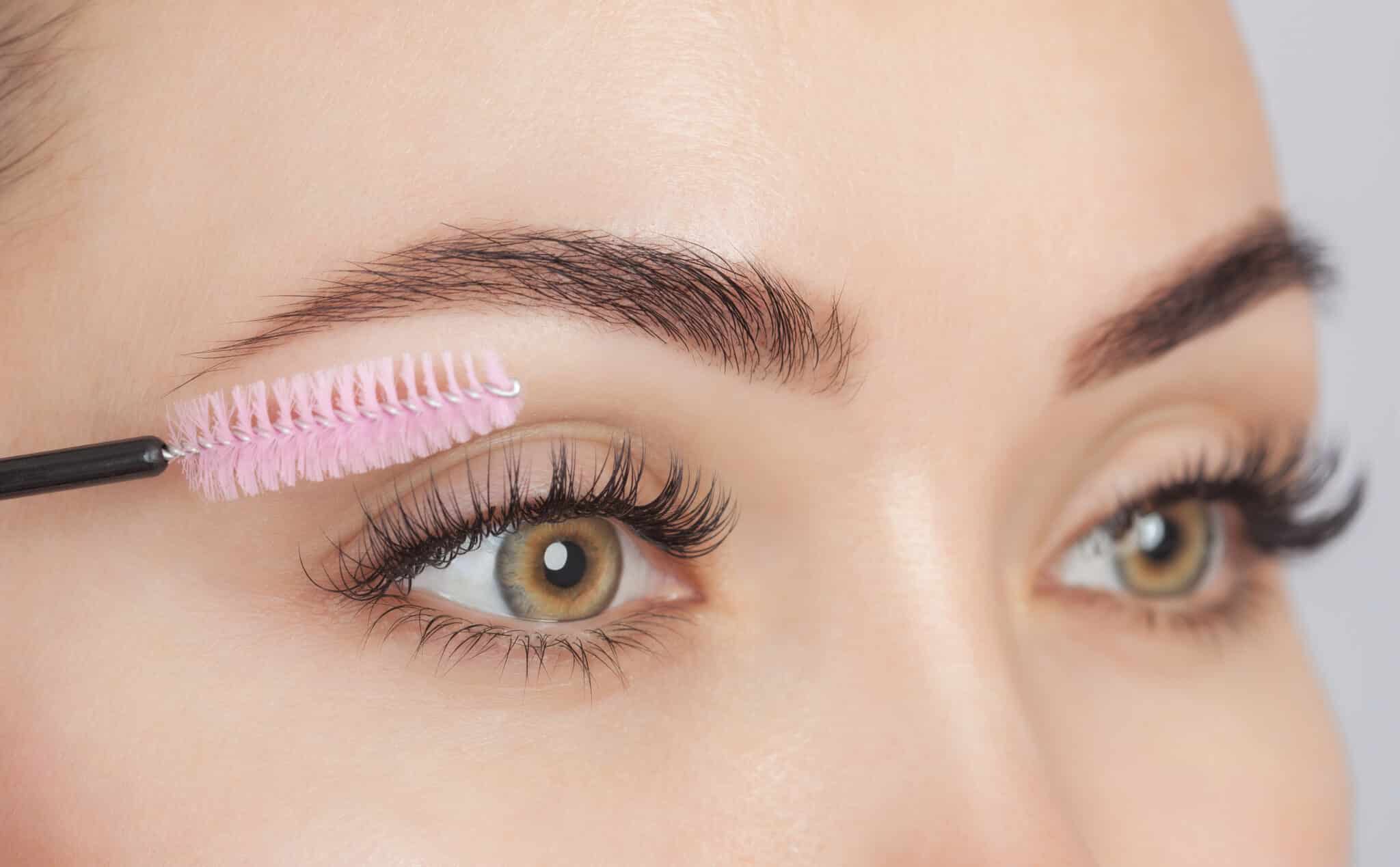 Lash lift behandling hos kosmetolog i Århus
